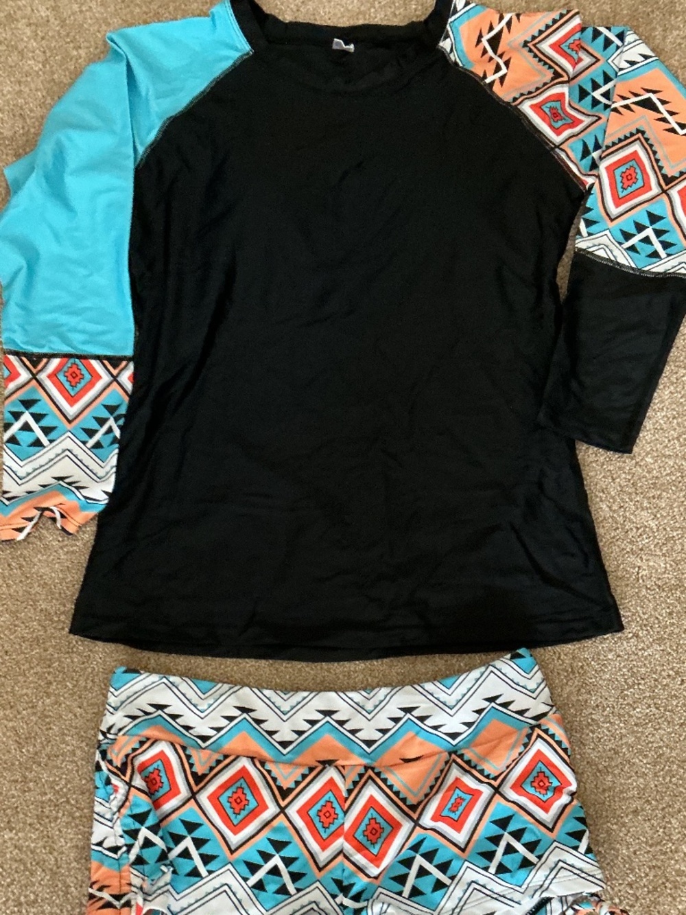 Yonique Size L Women’s Long Sleeve Rash Guard Top With Boy Shorts Bathing Suit